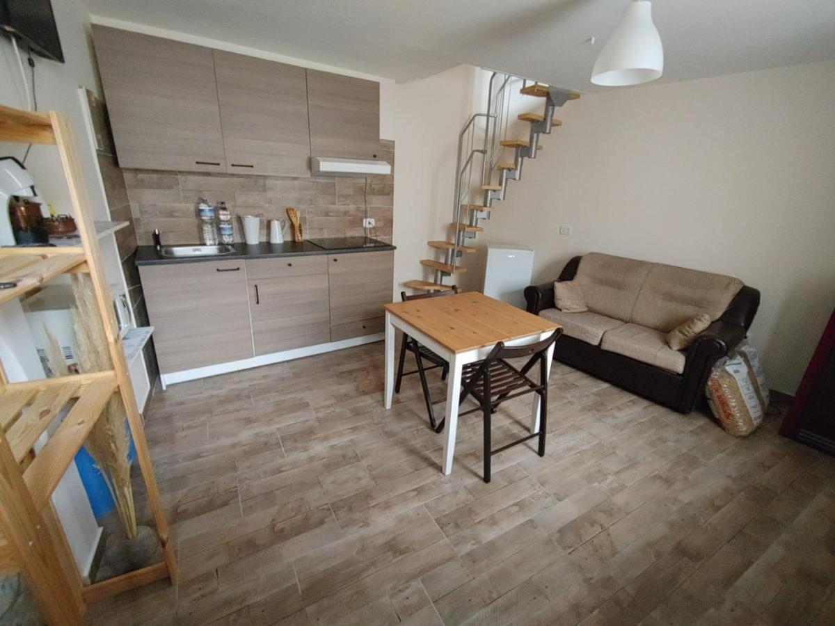 Borgo Sciugolo Bed & Breakfast Baselice Exterior photo