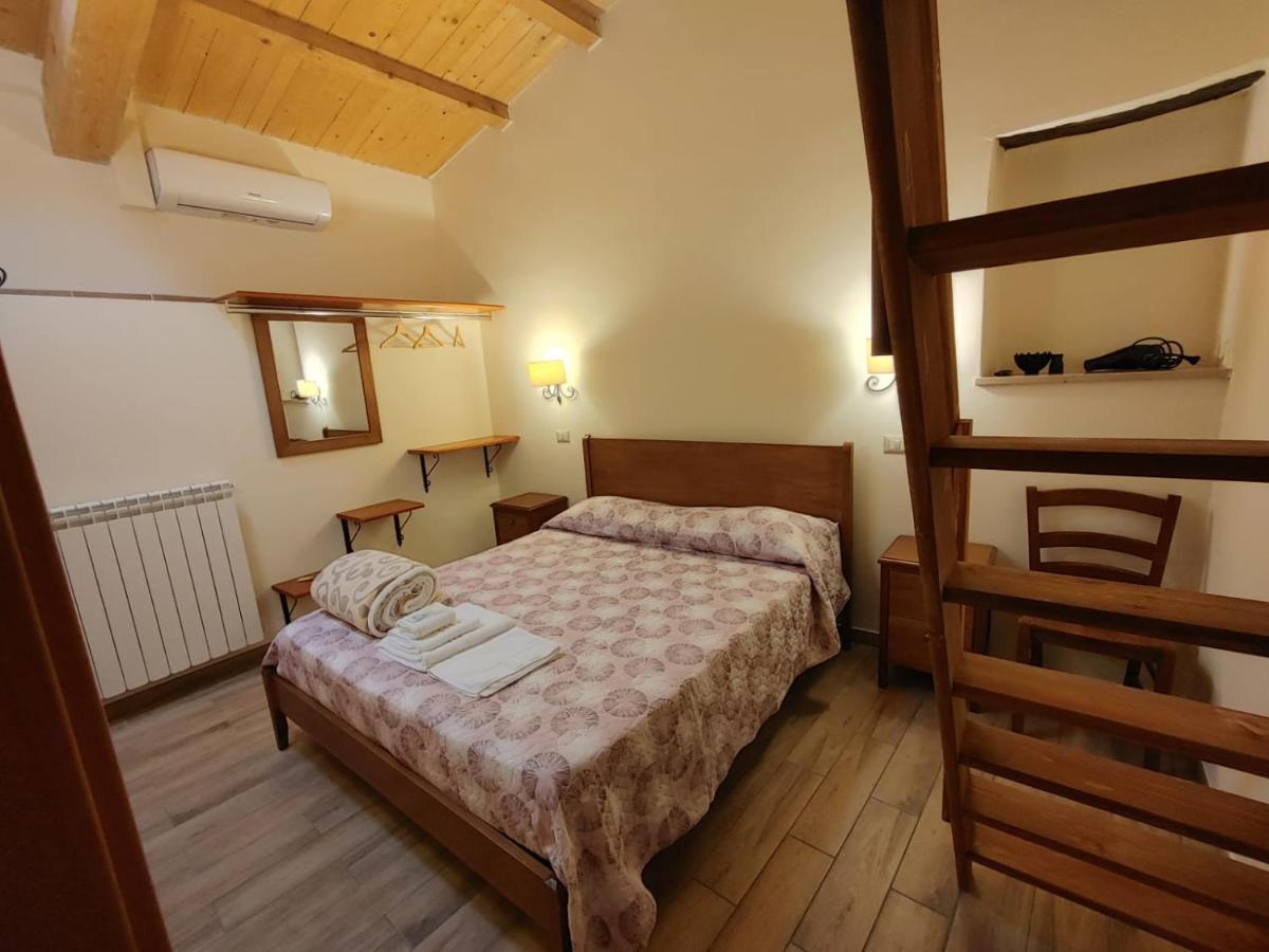 Borgo Sciugolo Bed & Breakfast Baselice Exterior photo