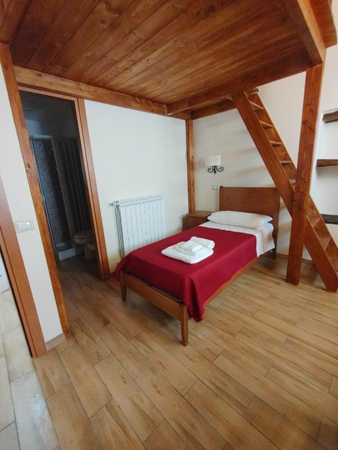 Borgo Sciugolo Bed & Breakfast Baselice Exterior photo