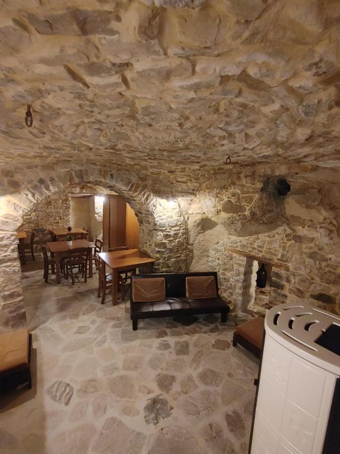 Borgo Sciugolo Bed & Breakfast Baselice Exterior photo