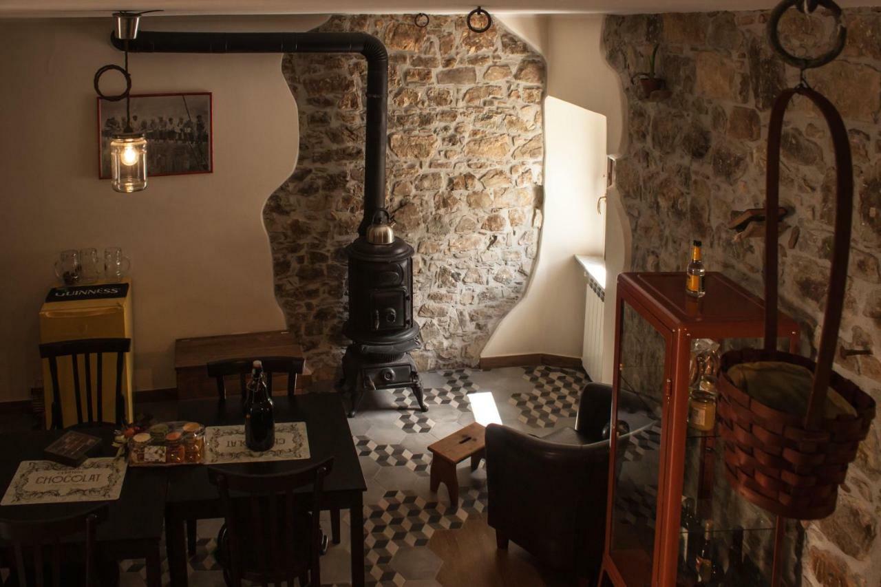 Borgo Sciugolo Bed & Breakfast Baselice Exterior photo
